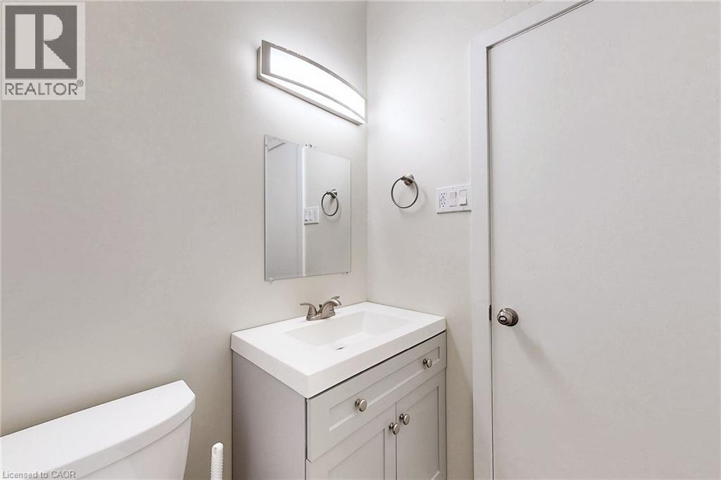 65 Fielding Crescent Unit# Upper, Hamilton, Ontario  L8V 2P3 - Photo 17 - 40855841