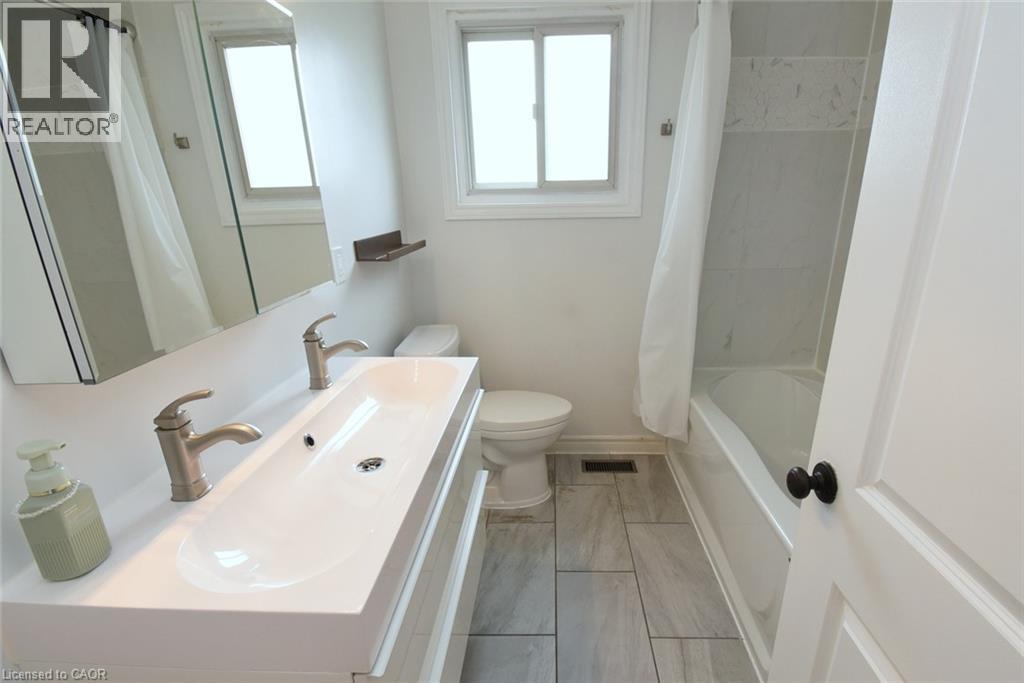 19 Nova Drive, Hamilton, Ontario  L8T 2P4 - Photo 23 - 40856114
