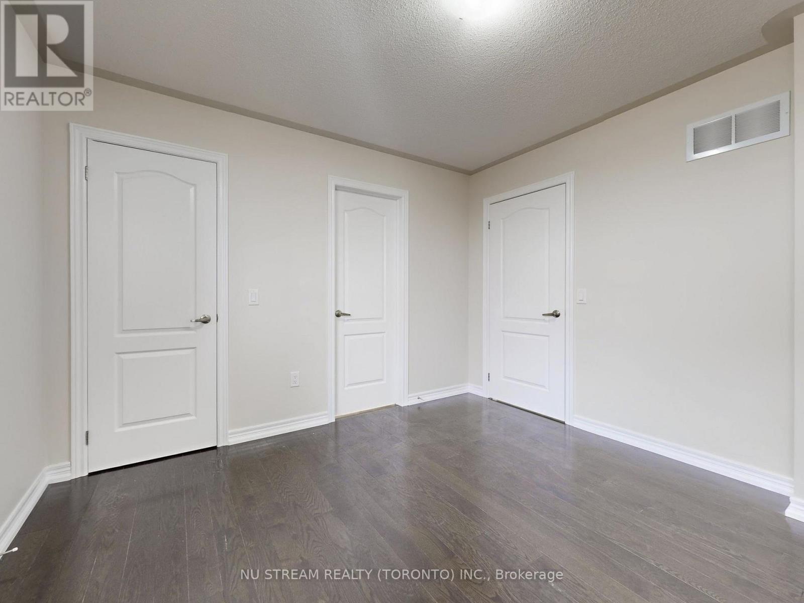 224 Aspenwood Drive, Newmarket, Ontario  L3X 3L1 - Photo 31 - N13686274