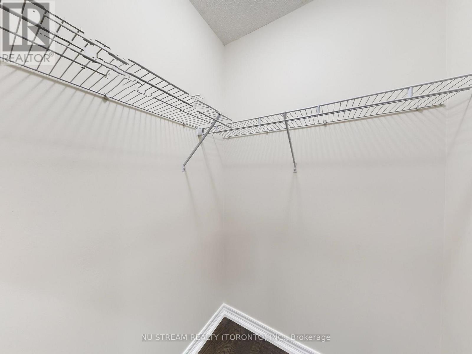 224 Aspenwood Drive, Newmarket, Ontario  L3X 3L1 - Photo 32 - N13686274