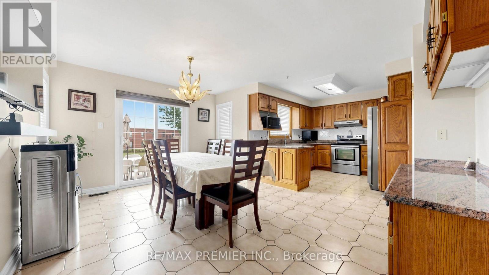261 Morning Star Drive, Vaughan, Ontario  L4L 6H4 - Photo 13 - N13686284