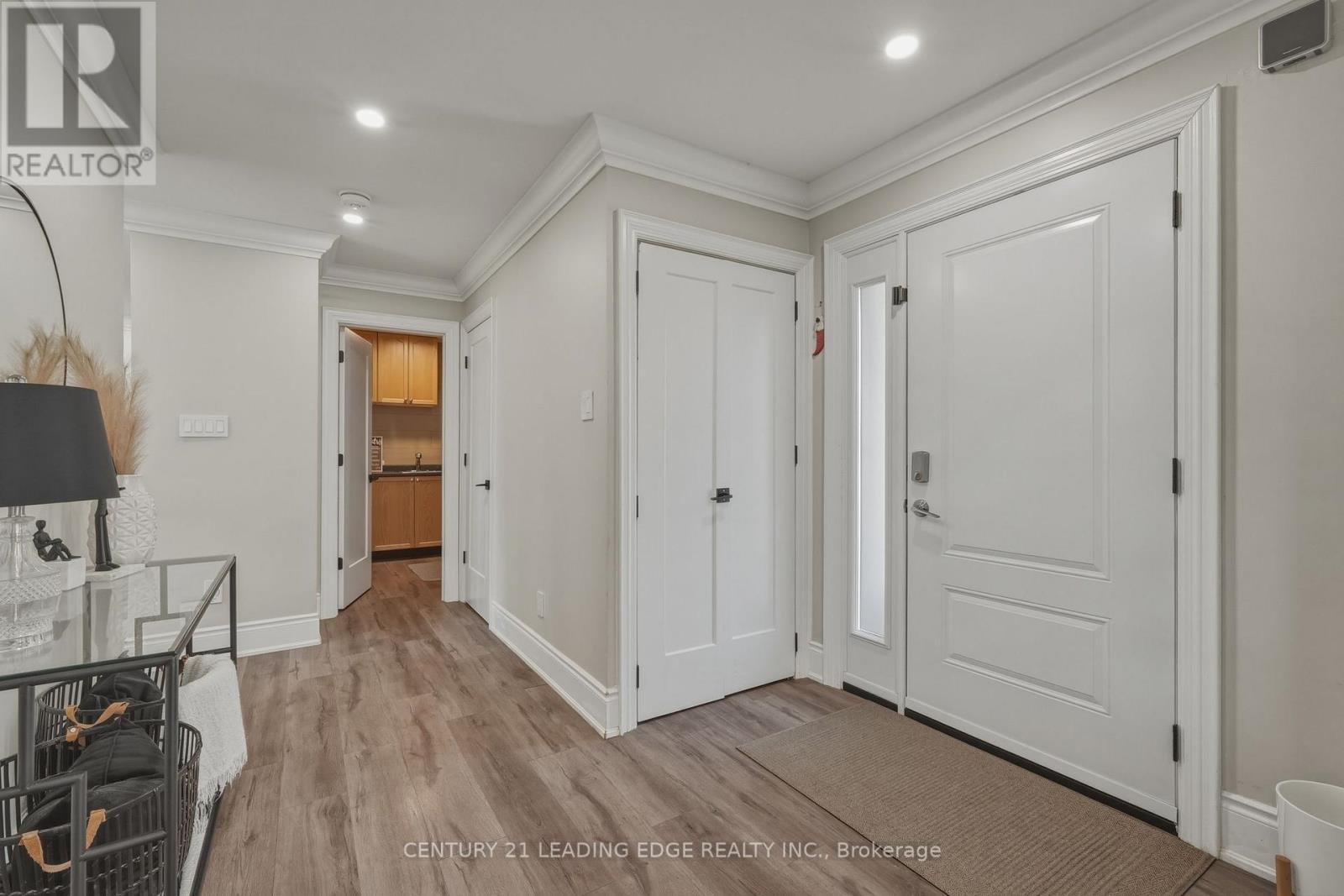 1100 Maclean Street, Innisfil, Ontario  L9S 1W1 - Photo 10 - N13686326