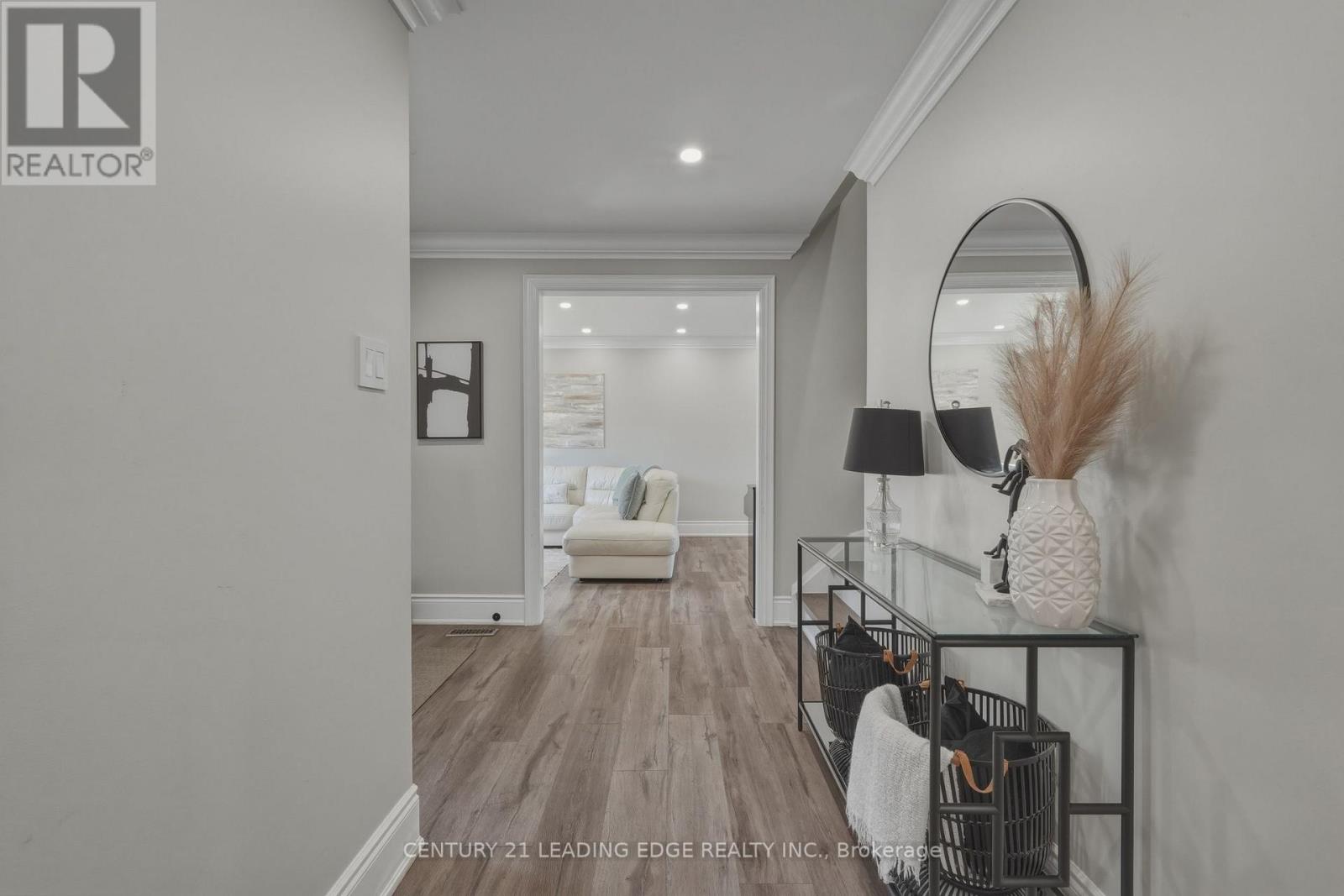 1100 Maclean Street, Innisfil, Ontario  L9S 1W1 - Photo 14 - N13686326