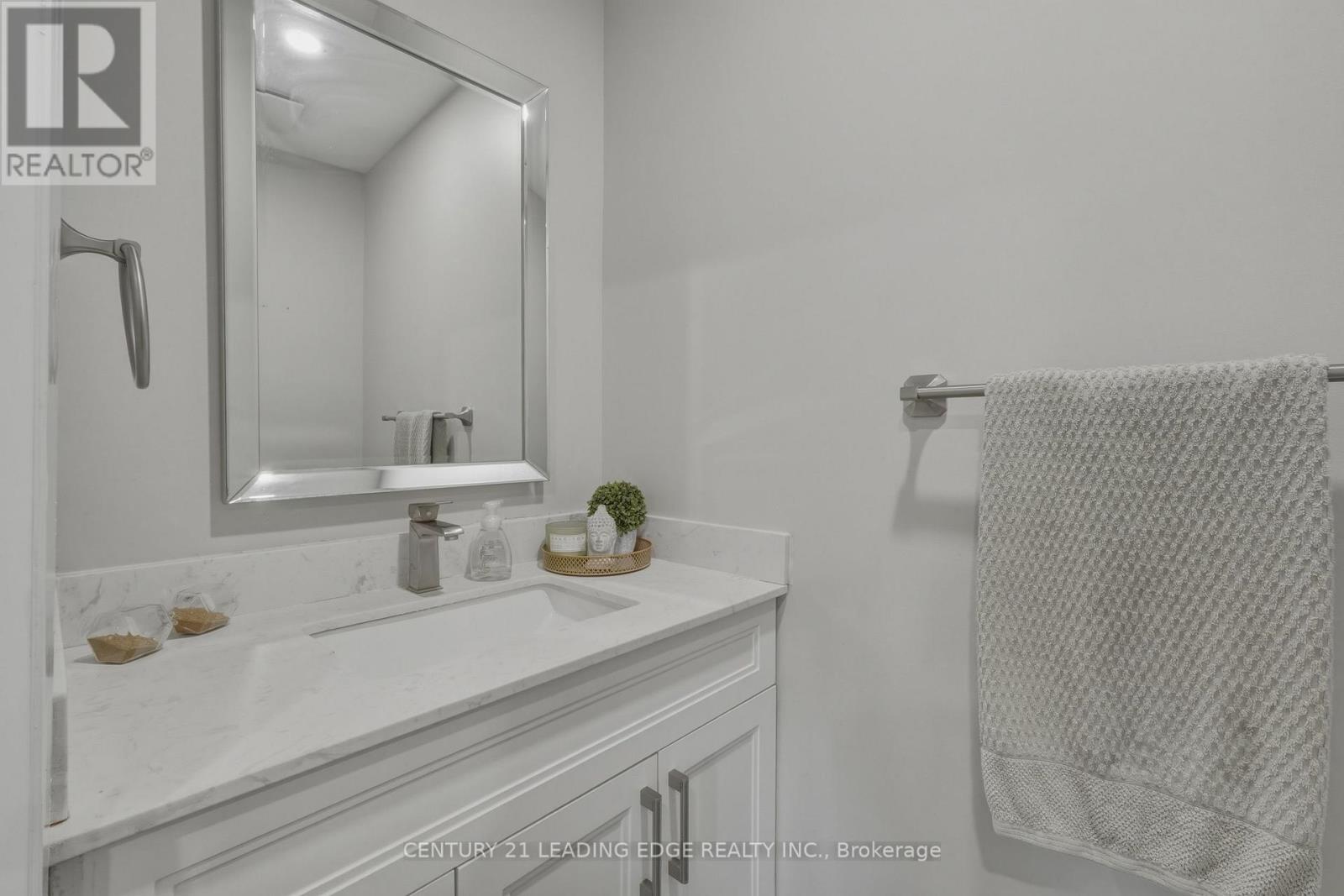 1100 Maclean Street, Innisfil, Ontario  L9S 1W1 - Photo 24 - N13686326