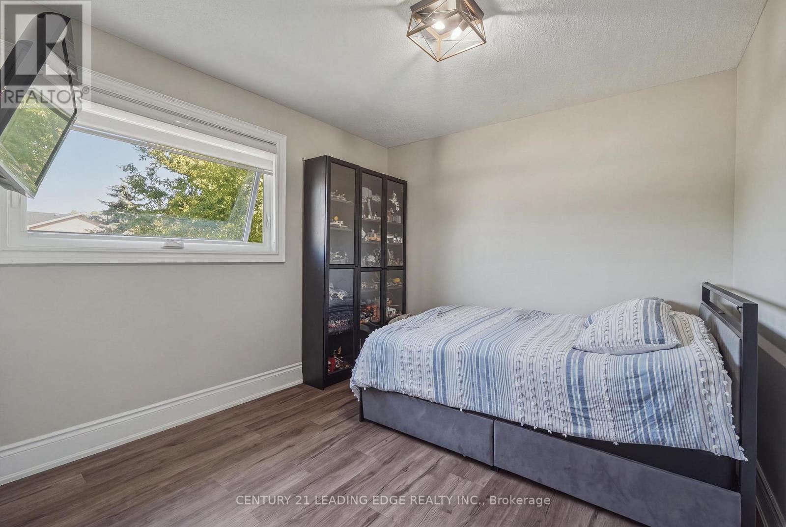 1100 Maclean Street, Innisfil, Ontario  L9S 1W1 - Photo 42 - N13686326