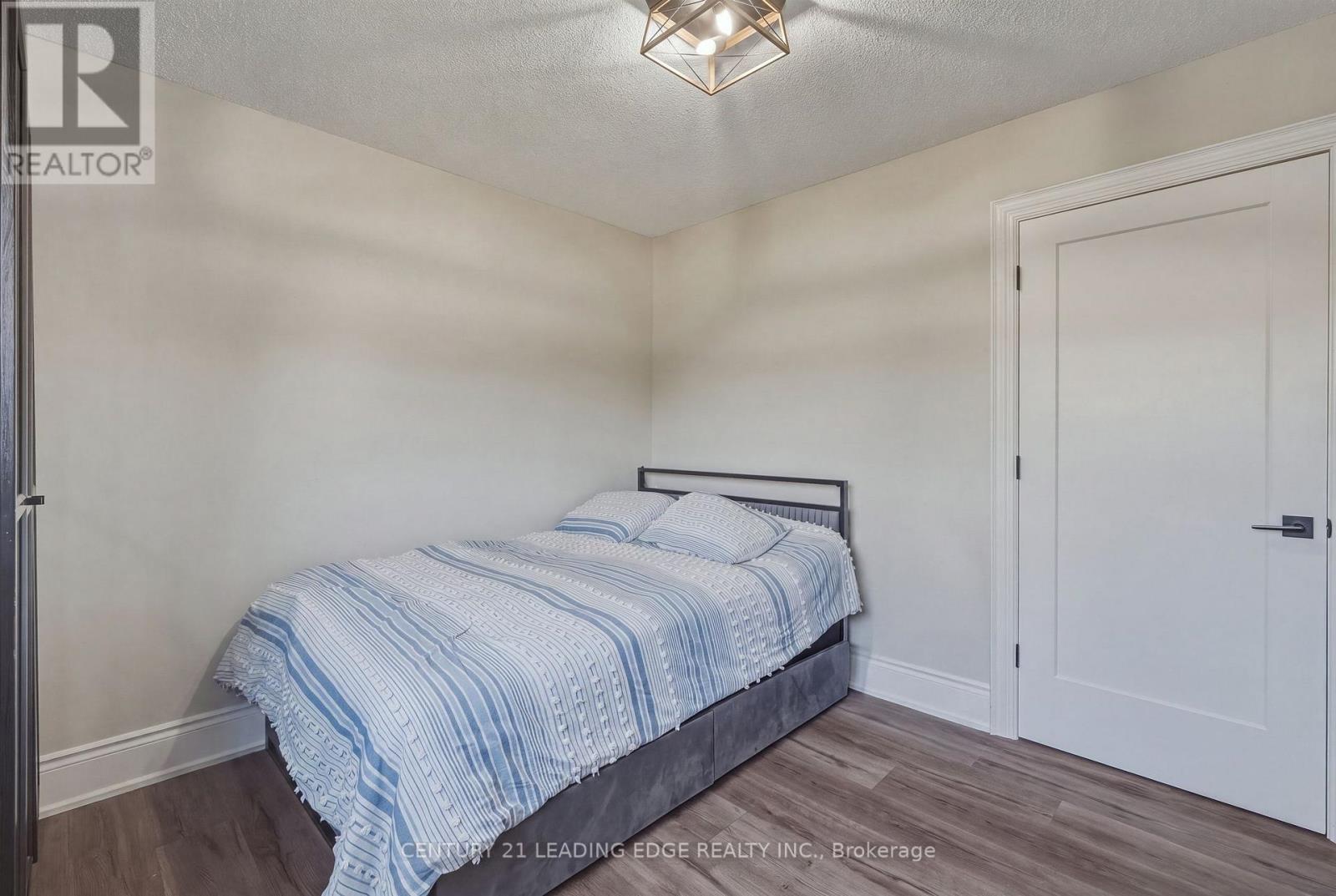 1100 Maclean Street, Innisfil, Ontario  L9S 1W1 - Photo 43 - N13686326