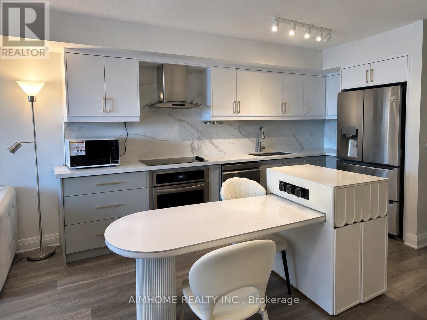 217 - 370 Highway 7 E, Richmond Hill (Doncrest), Ontario  L4B 0C4 - Photo 6 - N13686508