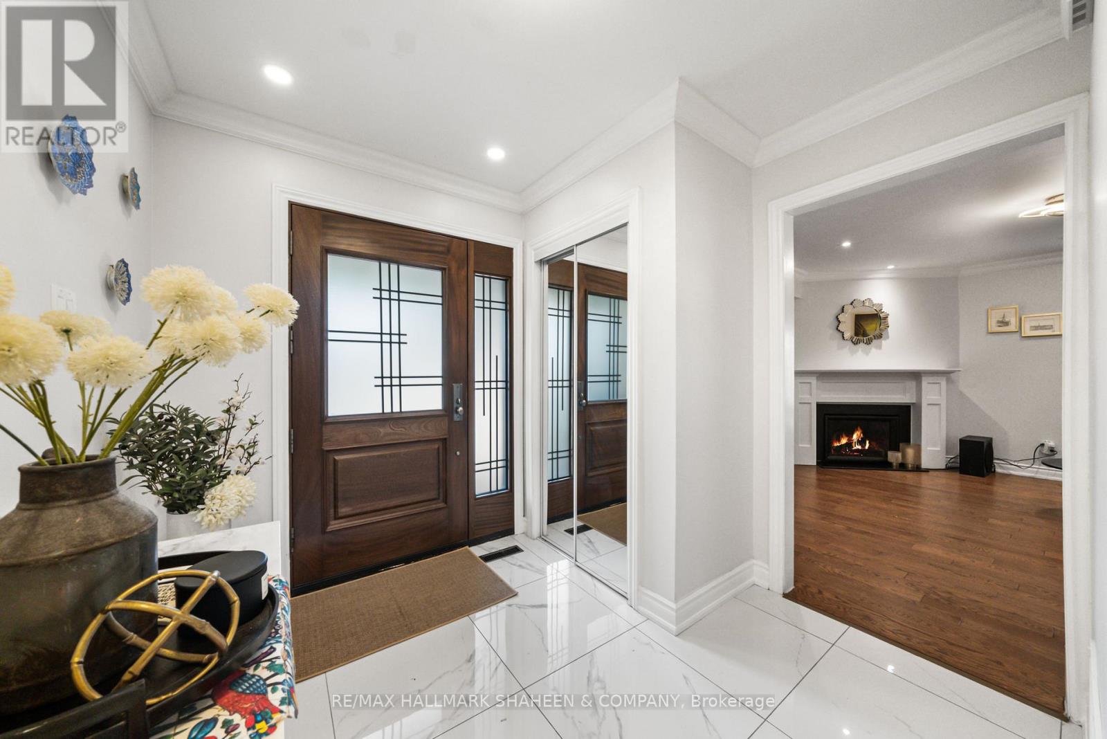 184 Castle Rock Drive, Richmond Hill, Ontario  L4C 5H6 - Photo 10 - N13686556