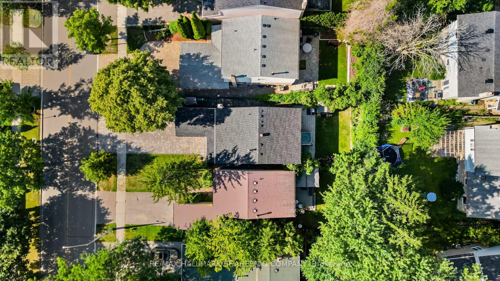 184 Castle Rock Drive, Richmond Hill, Ontario  L4C 5H6 - Photo 47 - N13686556