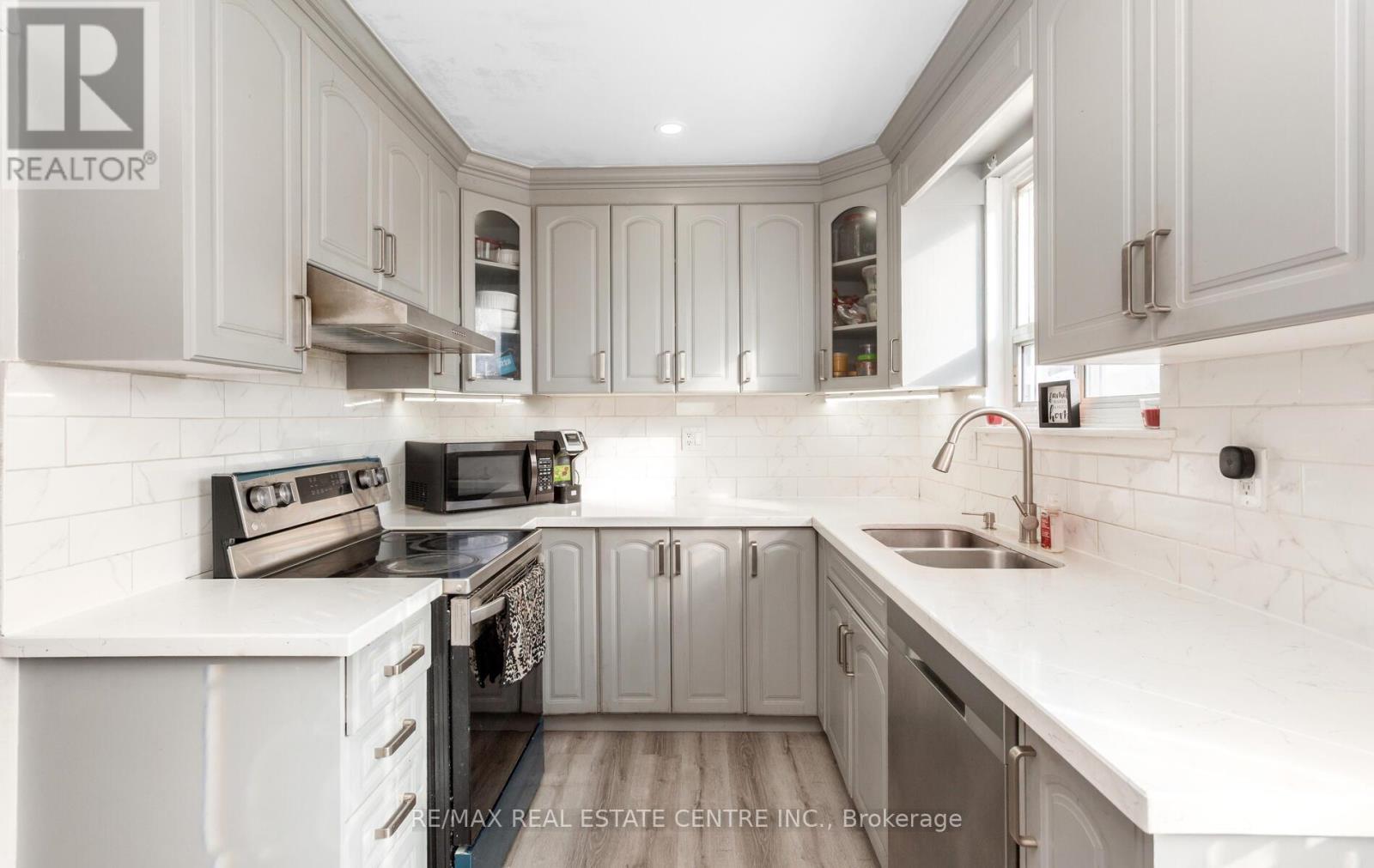 1 Tindale Road, Brampton, Ontario  L6V 2G8 - Photo 8 - W13686244
