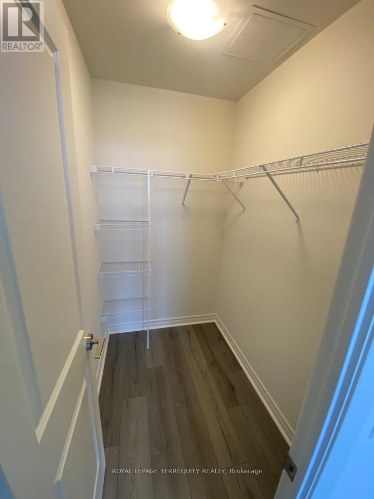 1819 - 349 Rathburn Road W, Mississauga, Ontario  L5B 0G9 - Photo 11 - W13686258