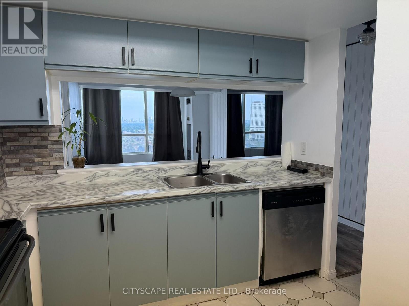 1906 - 101 Subway Crescent, Toronto, Ontario  M9B 6K4 - Photo 15 - W13686262