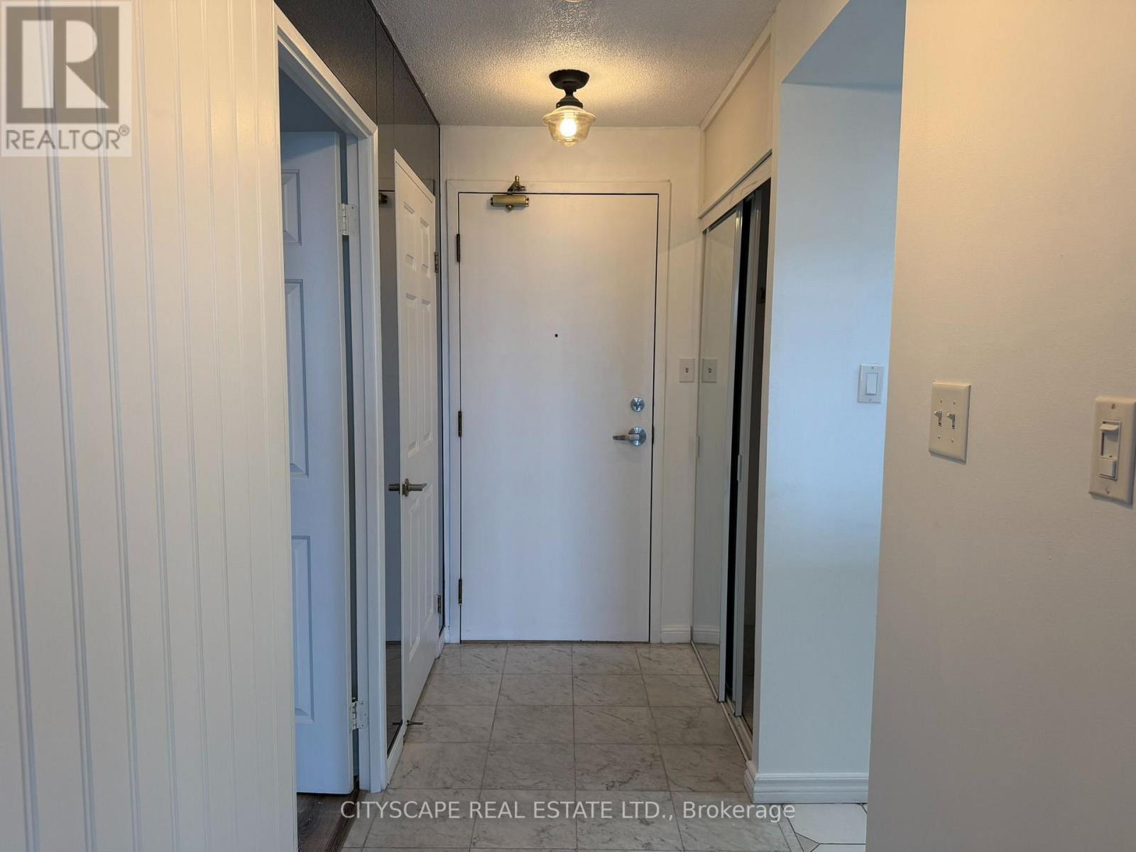 1906 - 101 Subway Crescent, Toronto, Ontario  M9B 6K4 - Photo 17 - W13686262