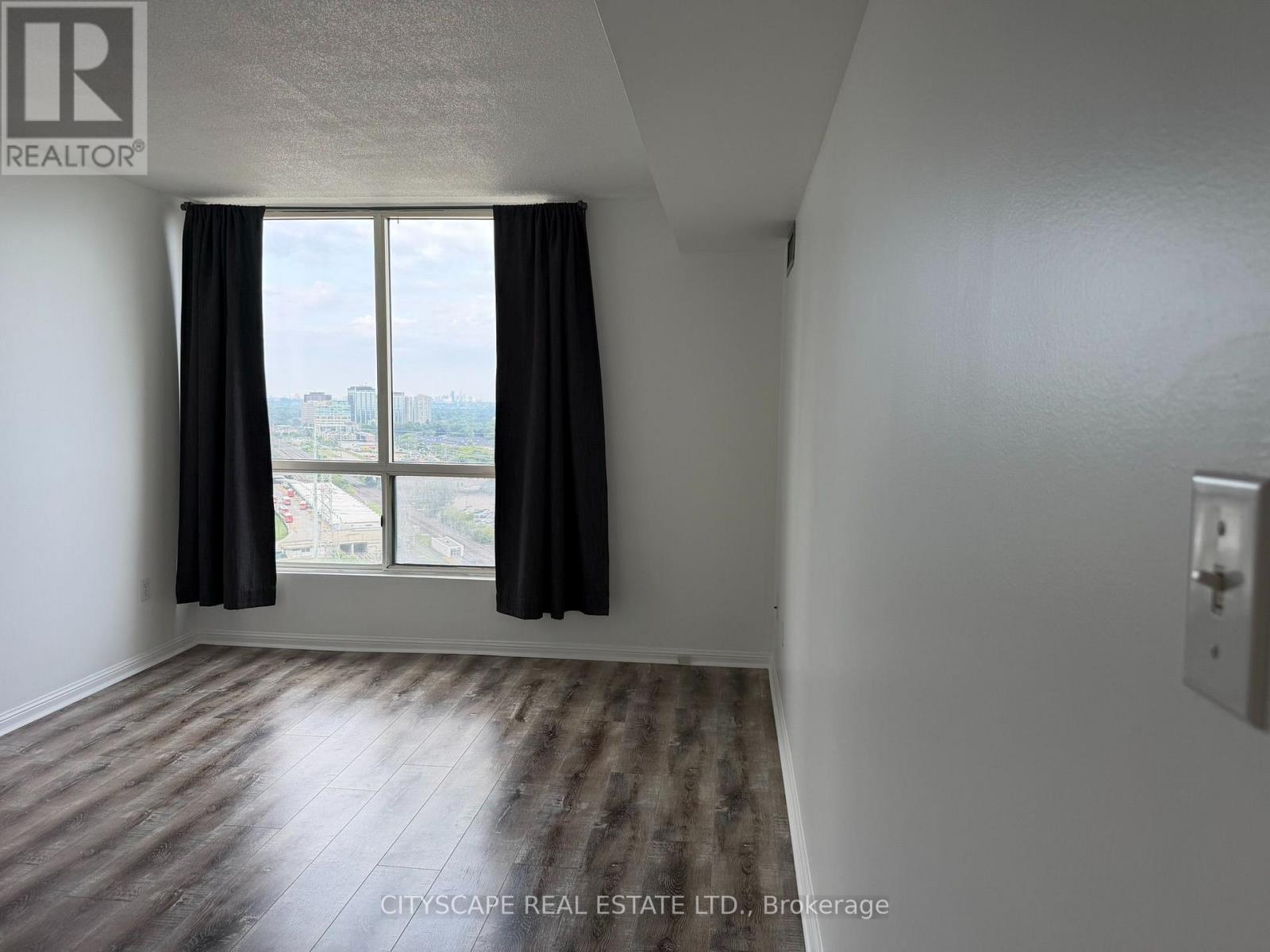 1906 - 101 Subway Crescent, Toronto, Ontario  M9B 6K4 - Photo 9 - W13686262