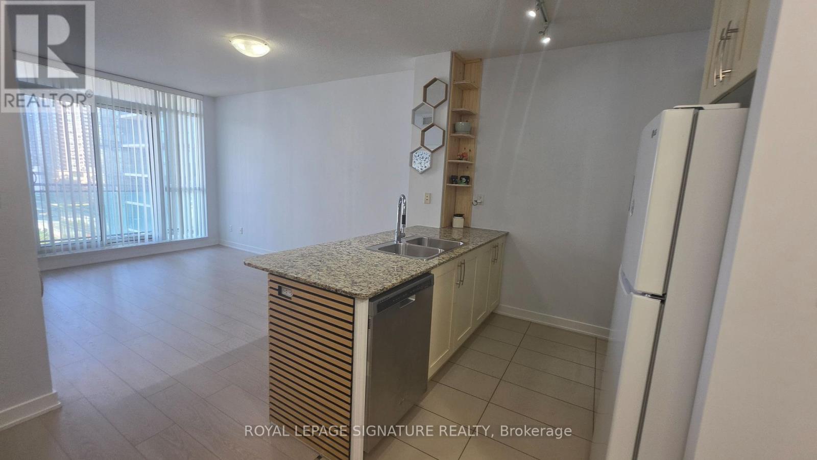1107 - 4065 Brickstone Mews, Mississauga, Ontario  L5B 0G3 - Photo 12 - W13686294