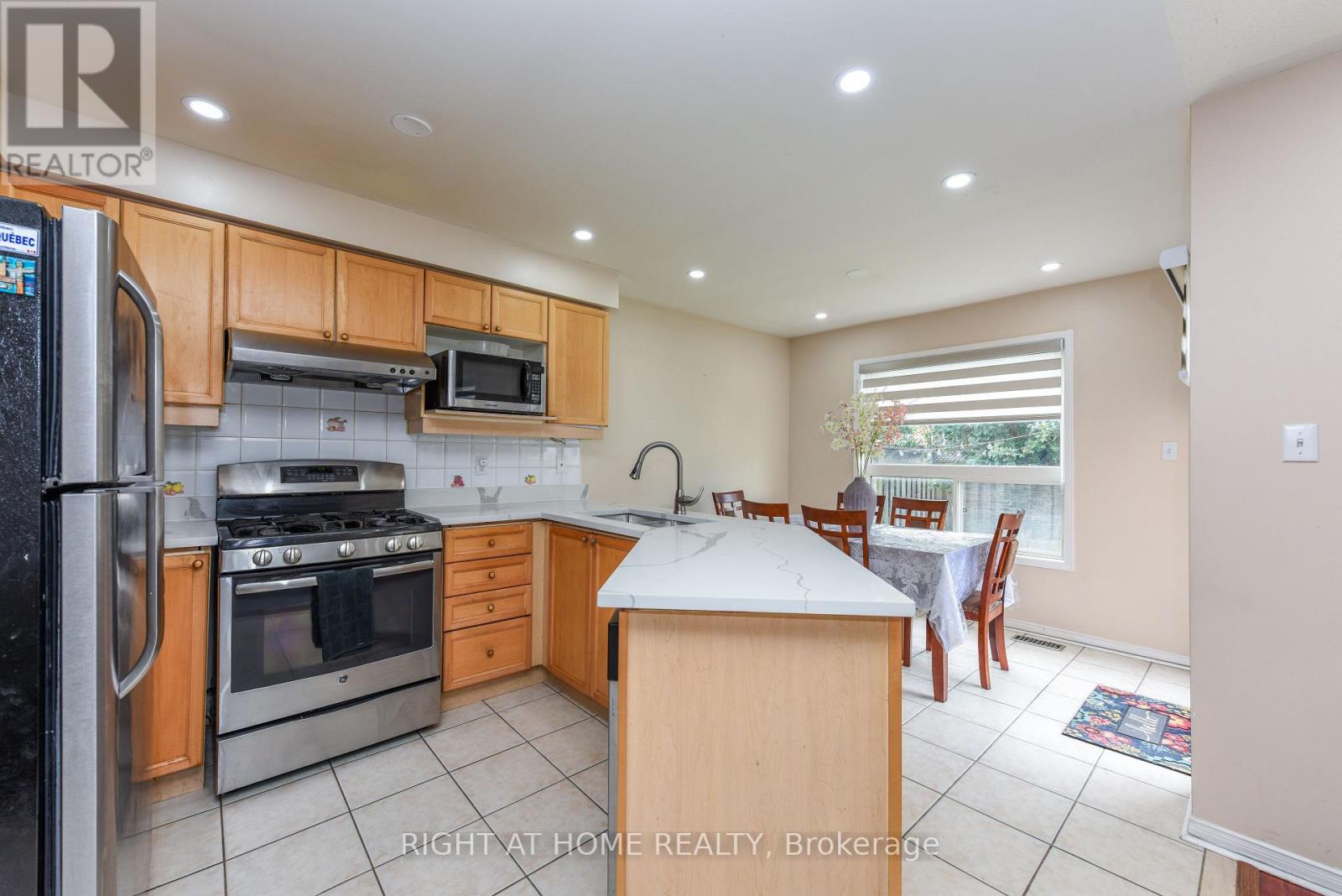 5986 Long Valley Road, Mississauga, Ontario  L5M 6K4 - Photo 11 - W13686310