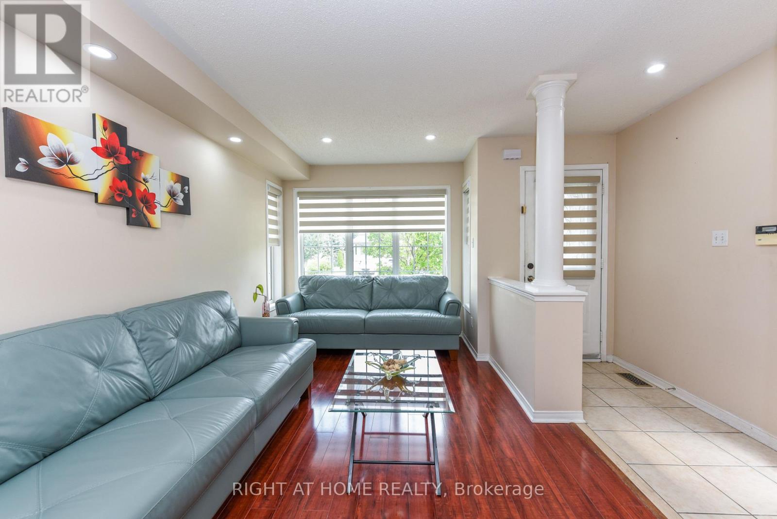5986 Long Valley Road, Mississauga, Ontario  L5M 6K4 - Photo 3 - W13686310