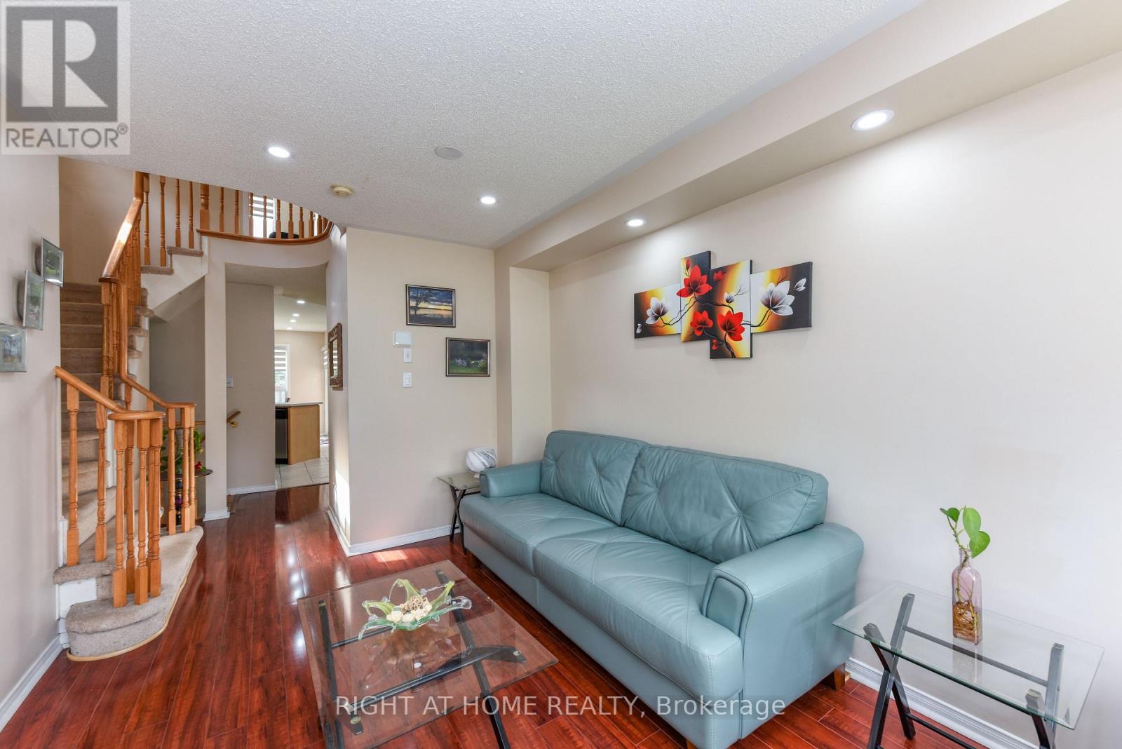 5986 Long Valley Road, Mississauga, Ontario  L5M 6K4 - Photo 4 - W13686310