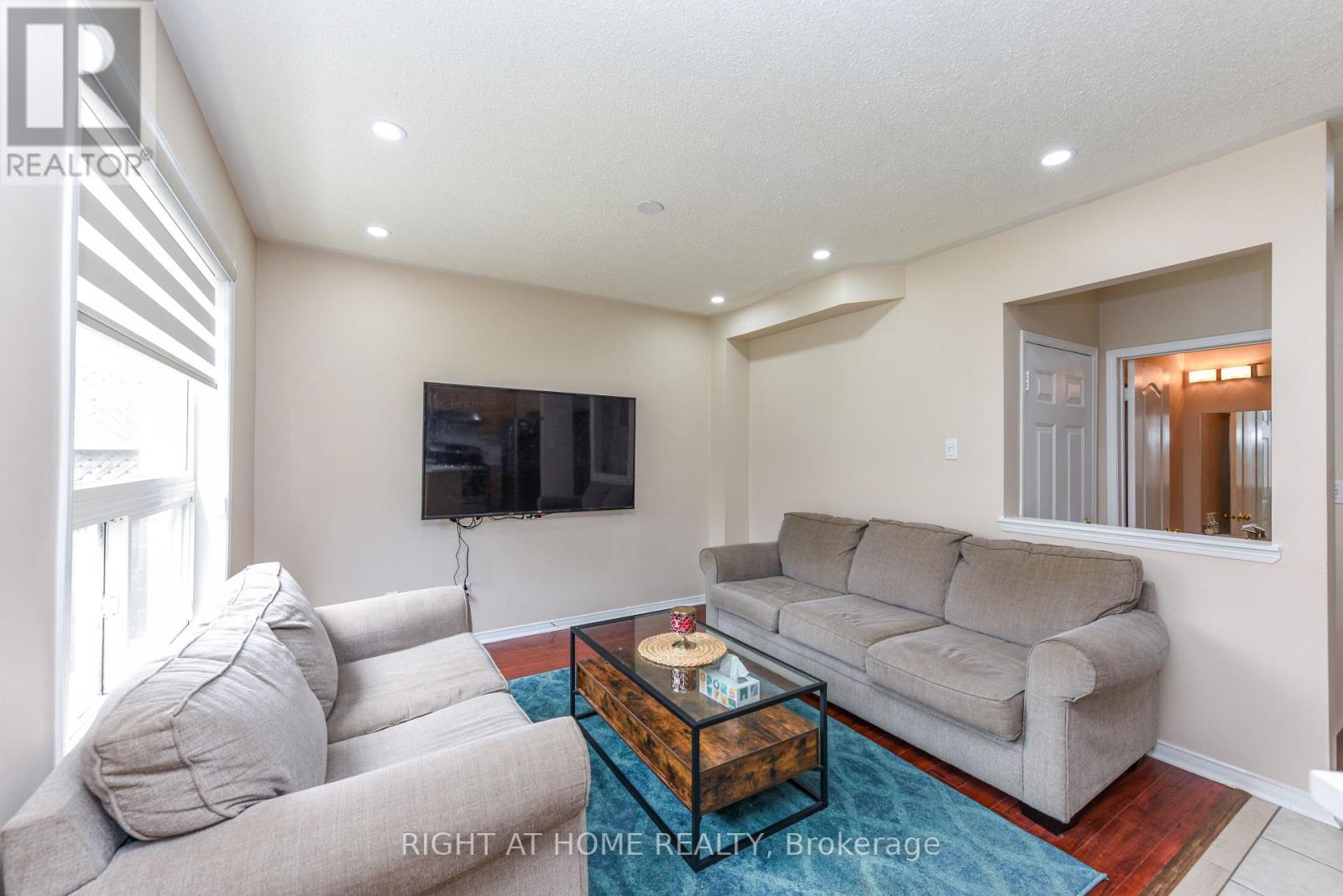 5986 Long Valley Road, Mississauga, Ontario  L5M 6K4 - Photo 6 - W13686310
