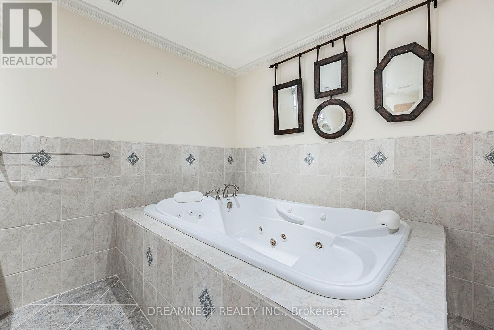1515 Stewart Crescent, Milton, Ontario  L9T 6P8 - Photo 7 - W13686348