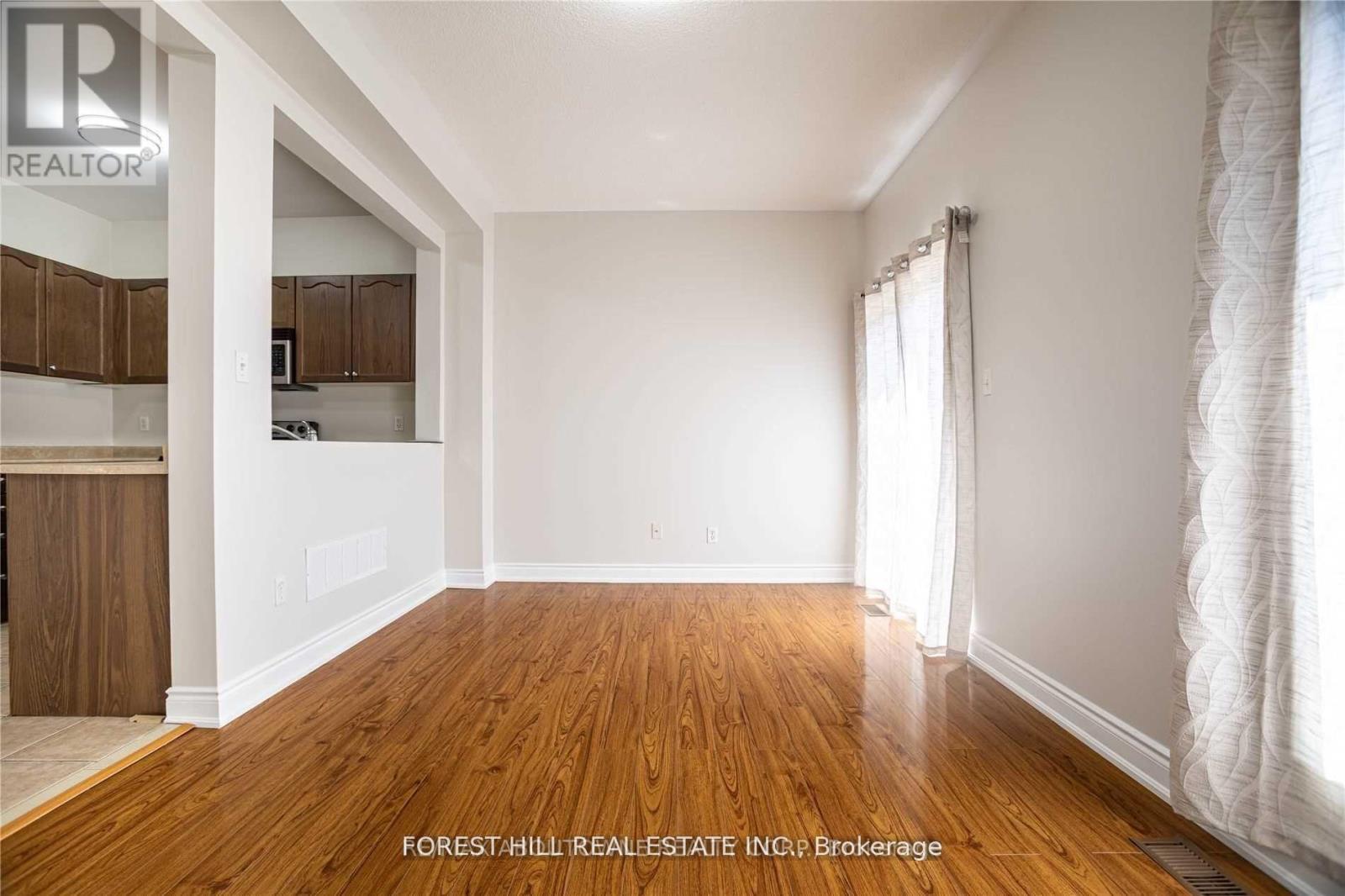 576 Courtney Valley Road, Mississauga, Ontario  L5V 0C2 - Photo 14 - W13686358