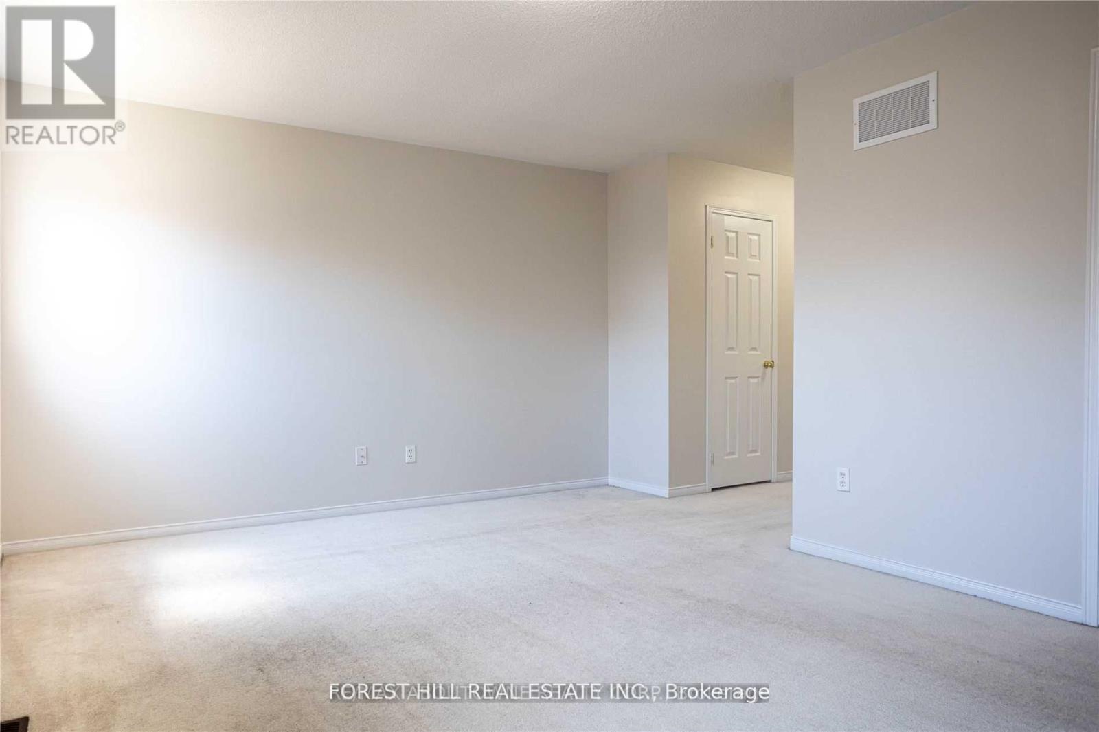576 Courtney Valley Road, Mississauga, Ontario  L5V 0C2 - Photo 22 - W13686358