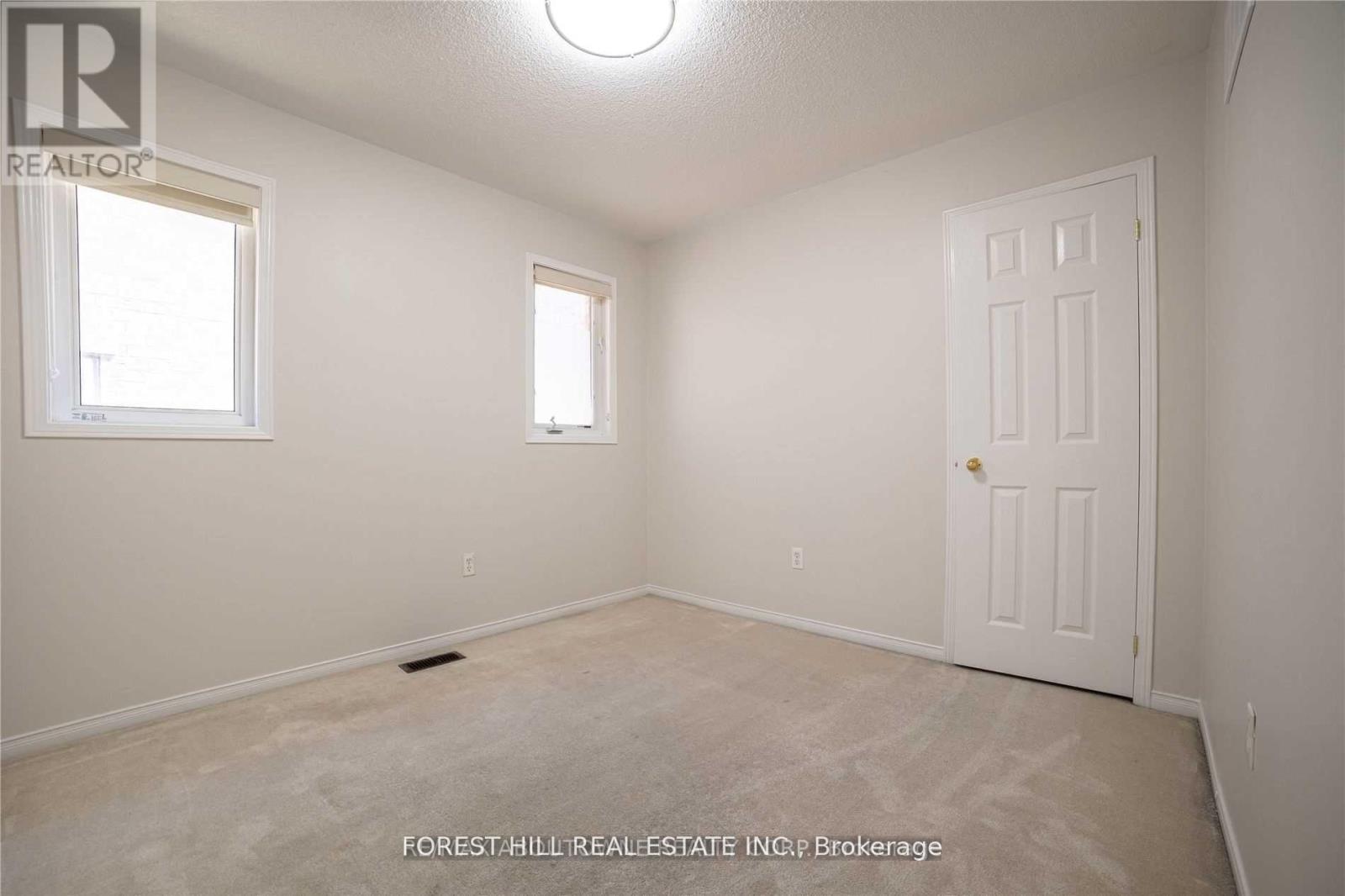 576 Courtney Valley Road, Mississauga, Ontario  L5V 0C2 - Photo 28 - W13686358