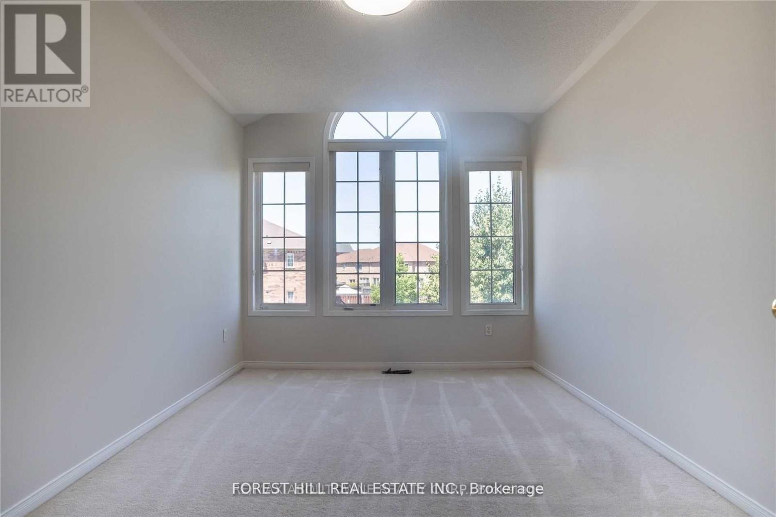 576 Courtney Valley Road, Mississauga, Ontario  L5V 0C2 - Photo 32 - W13686358
