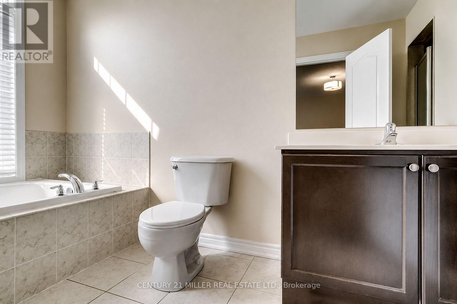 1290 Craigleith Road, Oakville, Ontario  L6H 0B6 - Photo 9 - W13686364