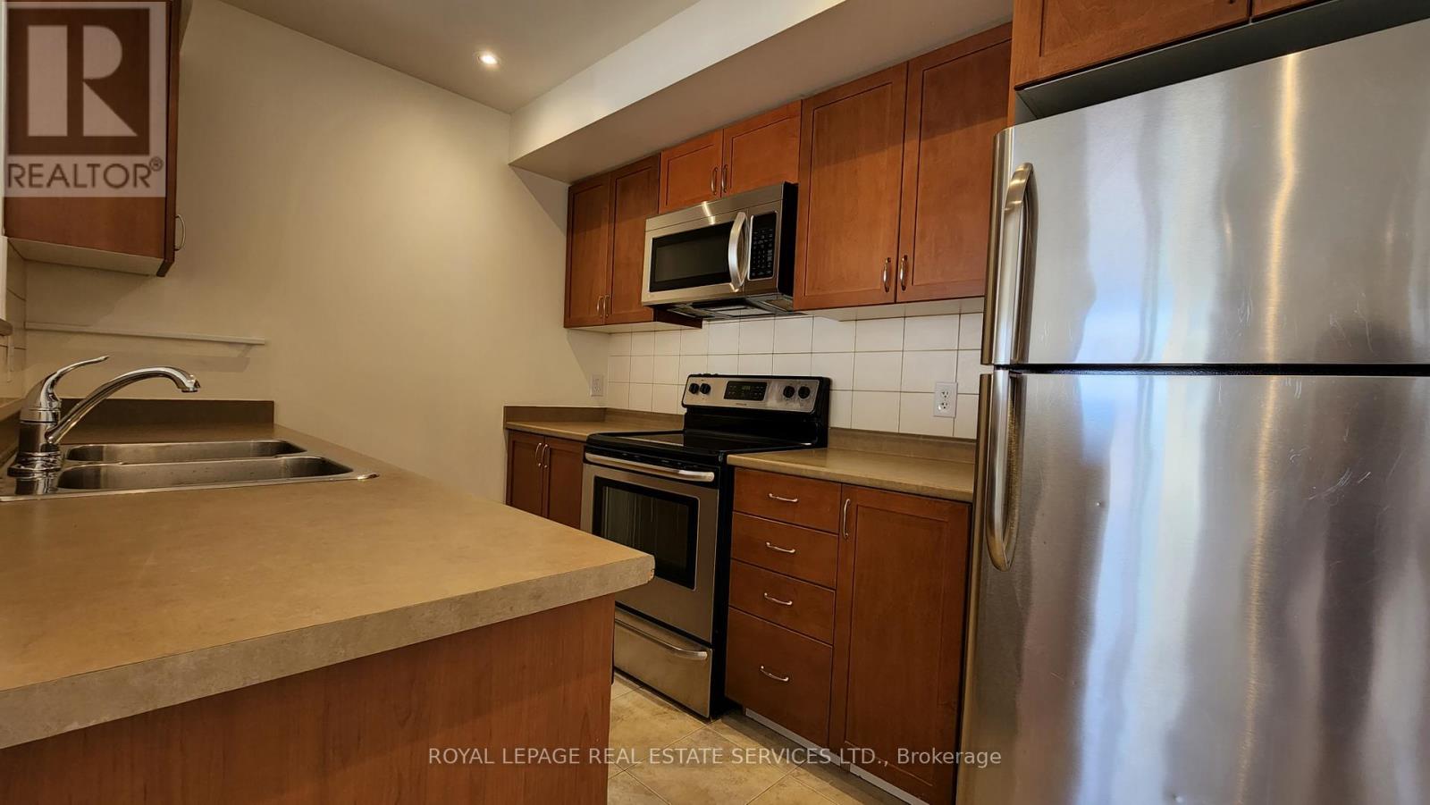 137 - 2891 Rio Court, Mississauga, Ontario  L5M 0S3 - Photo 7 - W13686416