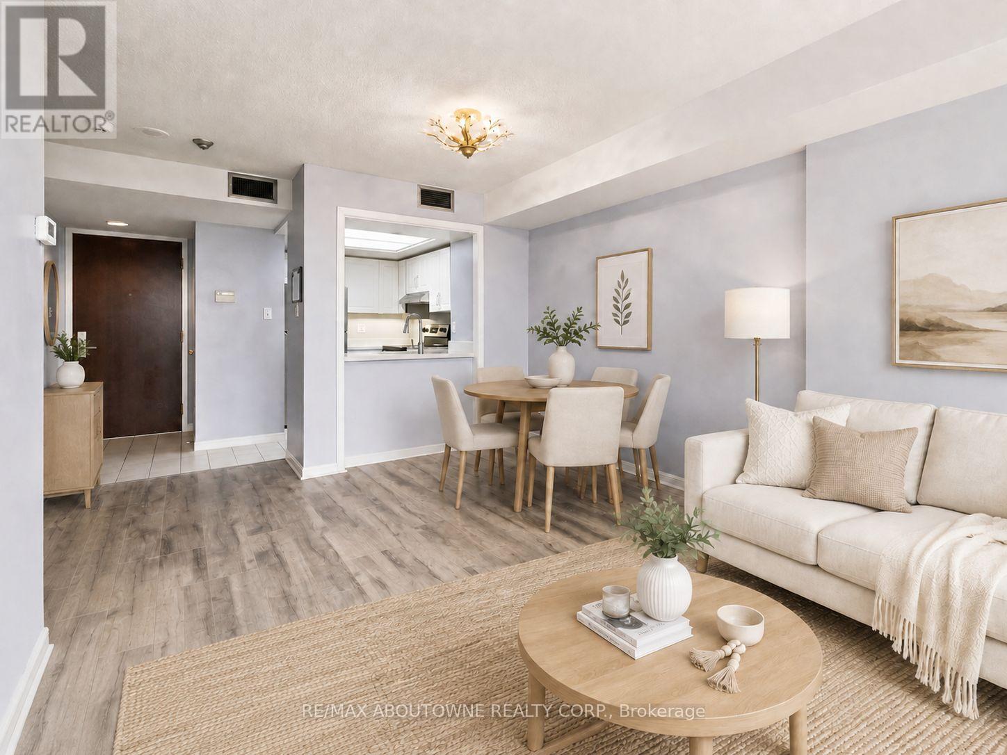 901 - 45 Kingsbridge Garden Circle, Mississauga, Ontario  L5R 3K4 - Photo 16 - W13686452