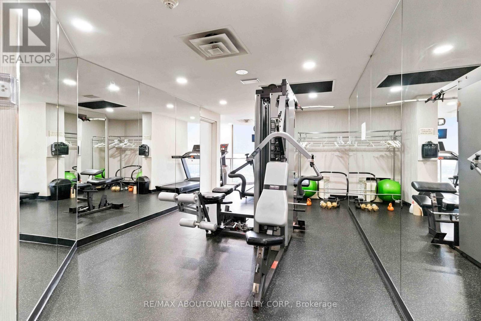 901 - 45 Kingsbridge Garden Circle, Mississauga, Ontario  L5R 3K4 - Photo 27 - W13686452