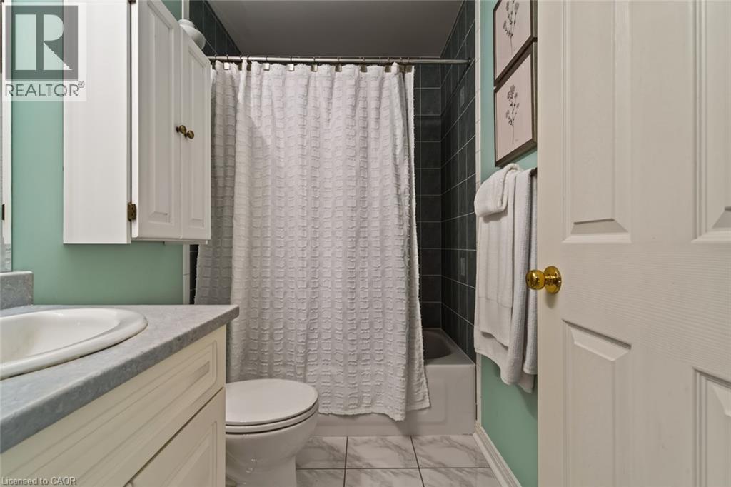 2278 Turnberry Road Unit# 13, Burlington, Ontario  L7M 4S6 - Photo 38 - 40856173