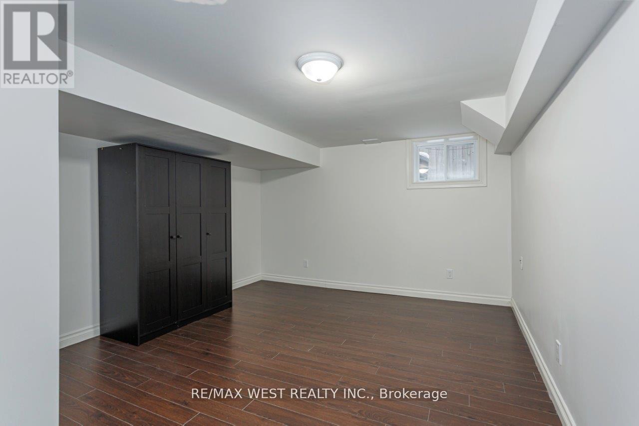 26 Hostein Drive, Hamilton, Ontario  L9G 2S5 - Photo 32 - X13686282