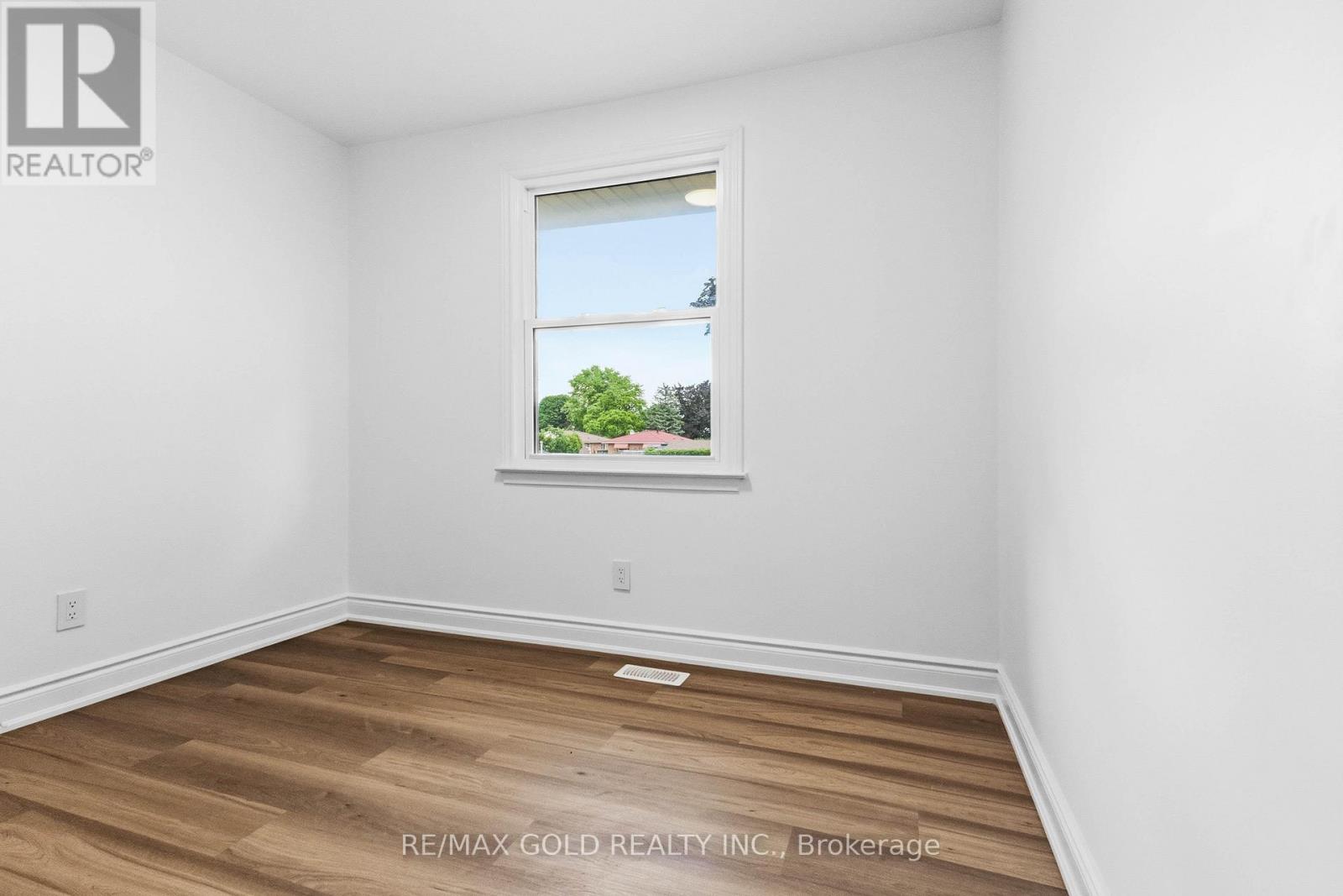 318 Admiral Drive, London East, Ontario  N5V 1J1 - Photo 32 - X13686376