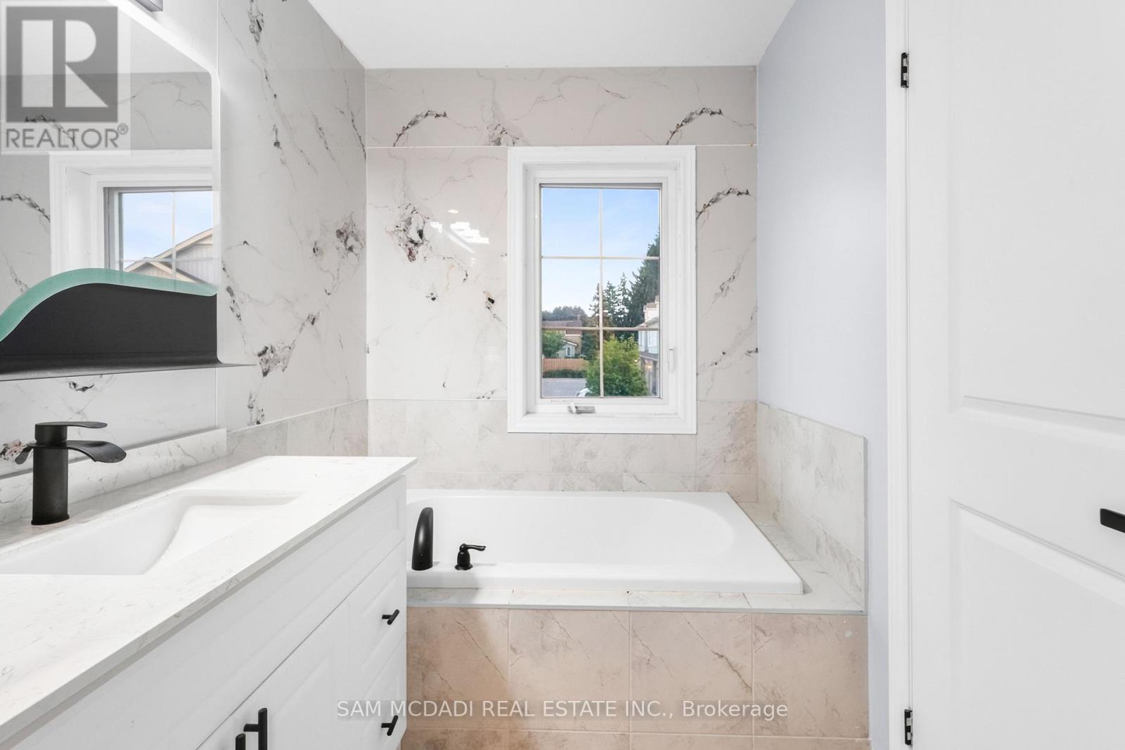 26 Dayman Drive, Hamilton, Ontario  L9K 0J9 - Photo 31 - X13686434