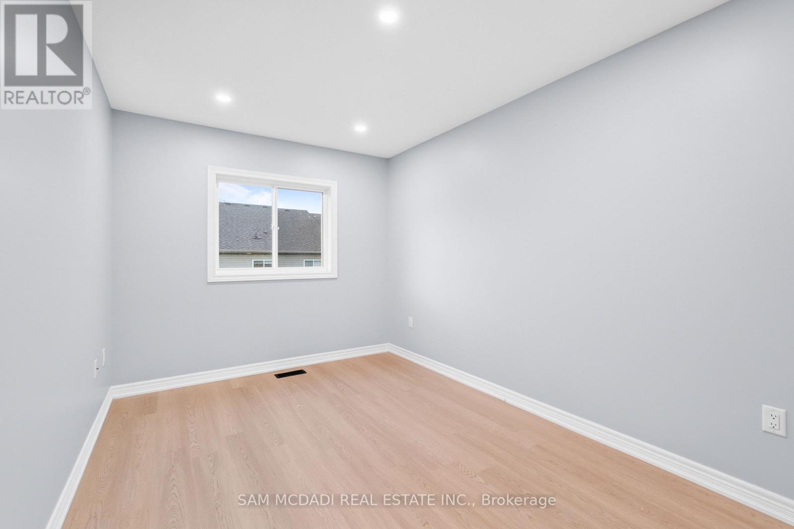 26 Dayman Drive, Hamilton, Ontario  L9K 0J9 - Photo 35 - X13686434