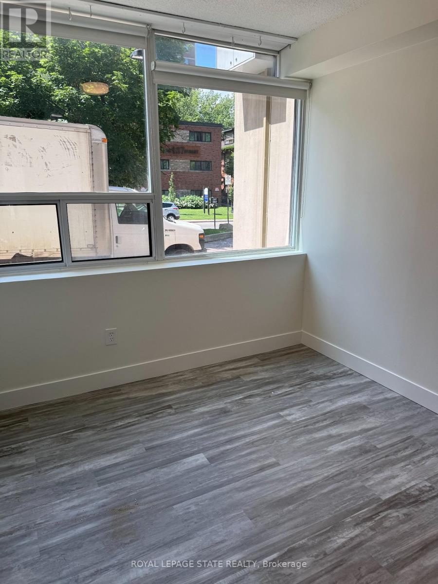 102 - 120 Duke Street, Hamilton, Ontario  L8P 4T1 - Photo 11 - X13686502