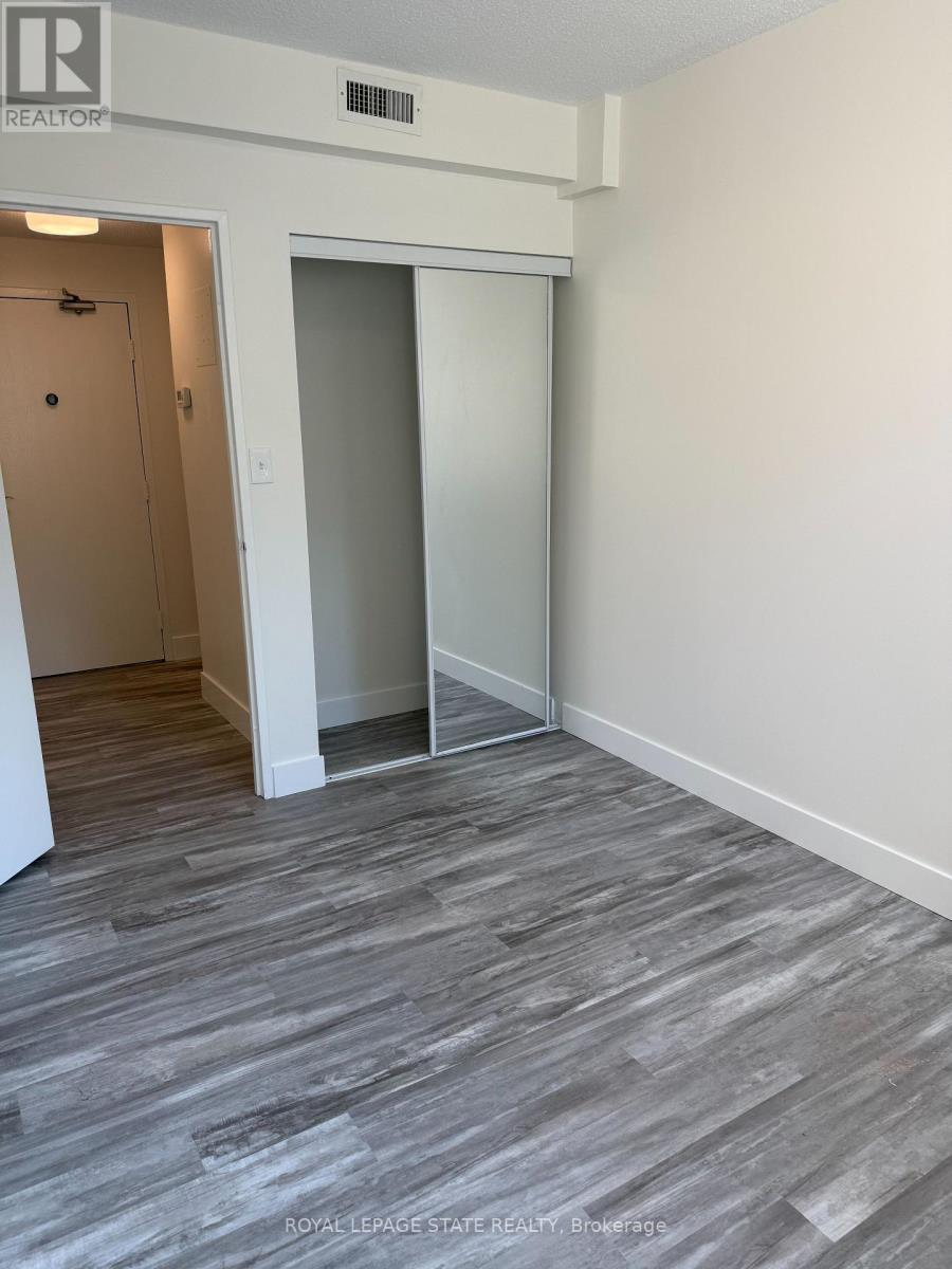 102 - 120 Duke Street, Hamilton, Ontario  L8P 4T1 - Photo 12 - X13686502