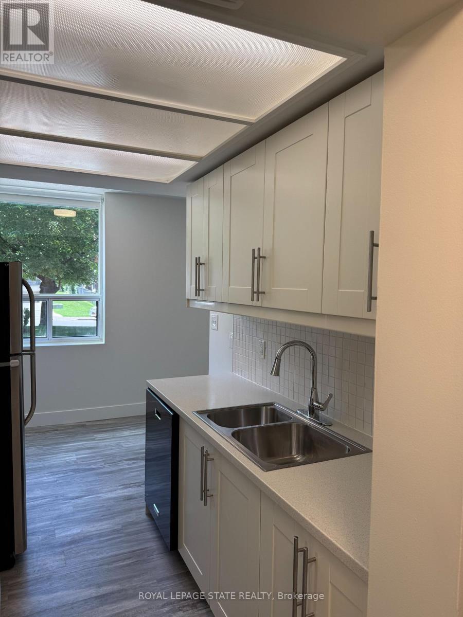 102 - 120 Duke Street, Hamilton, Ontario  L8P 4T1 - Photo 6 - X13686502