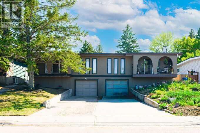 801 Canfield Way SW, Calgary, Alberta  T3W 1K4 - Photo 1 - A2334562