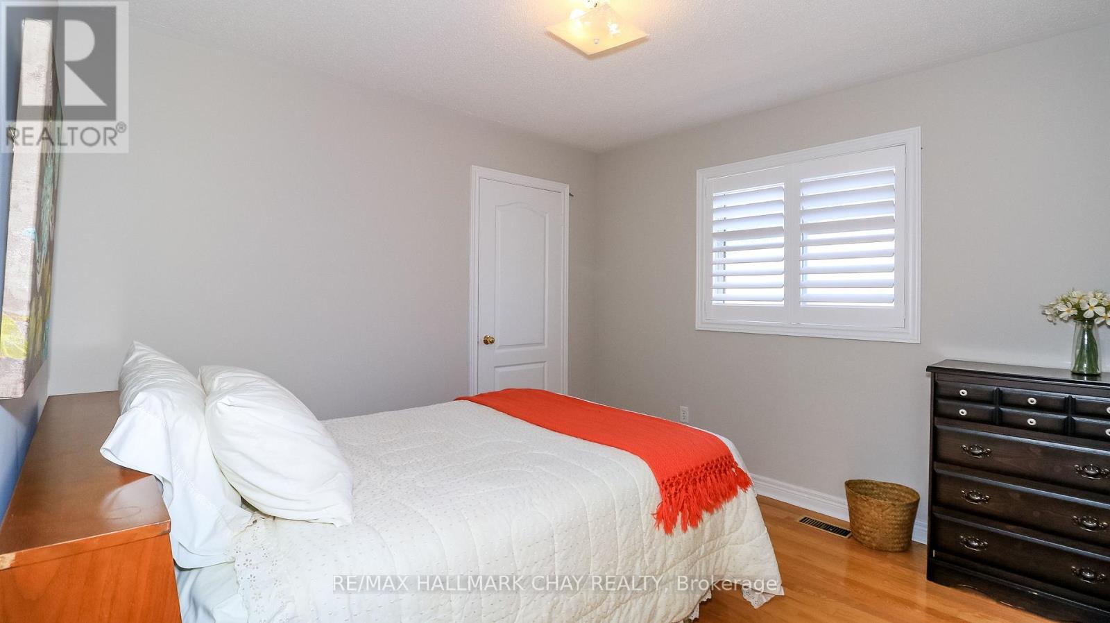 14 Imperial Crown Lane, Barrie, Ontario  L4N 0T4 - Photo 27 - S13554762