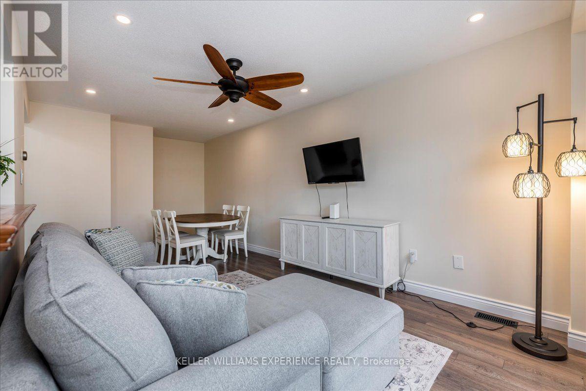 10 Sunset Place, Barrie, Ontario  L4N 0T7 - Photo 6 - S13672374
