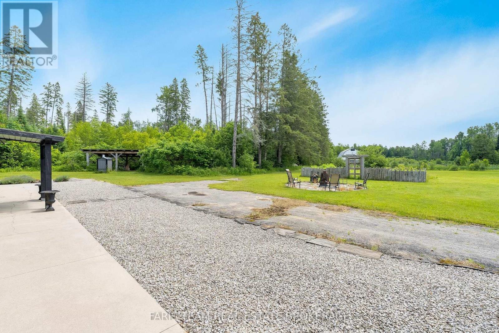 1076 Beaver Lane, Springwater, Ontario P0B 1L0 - Photo 27 - S13682384