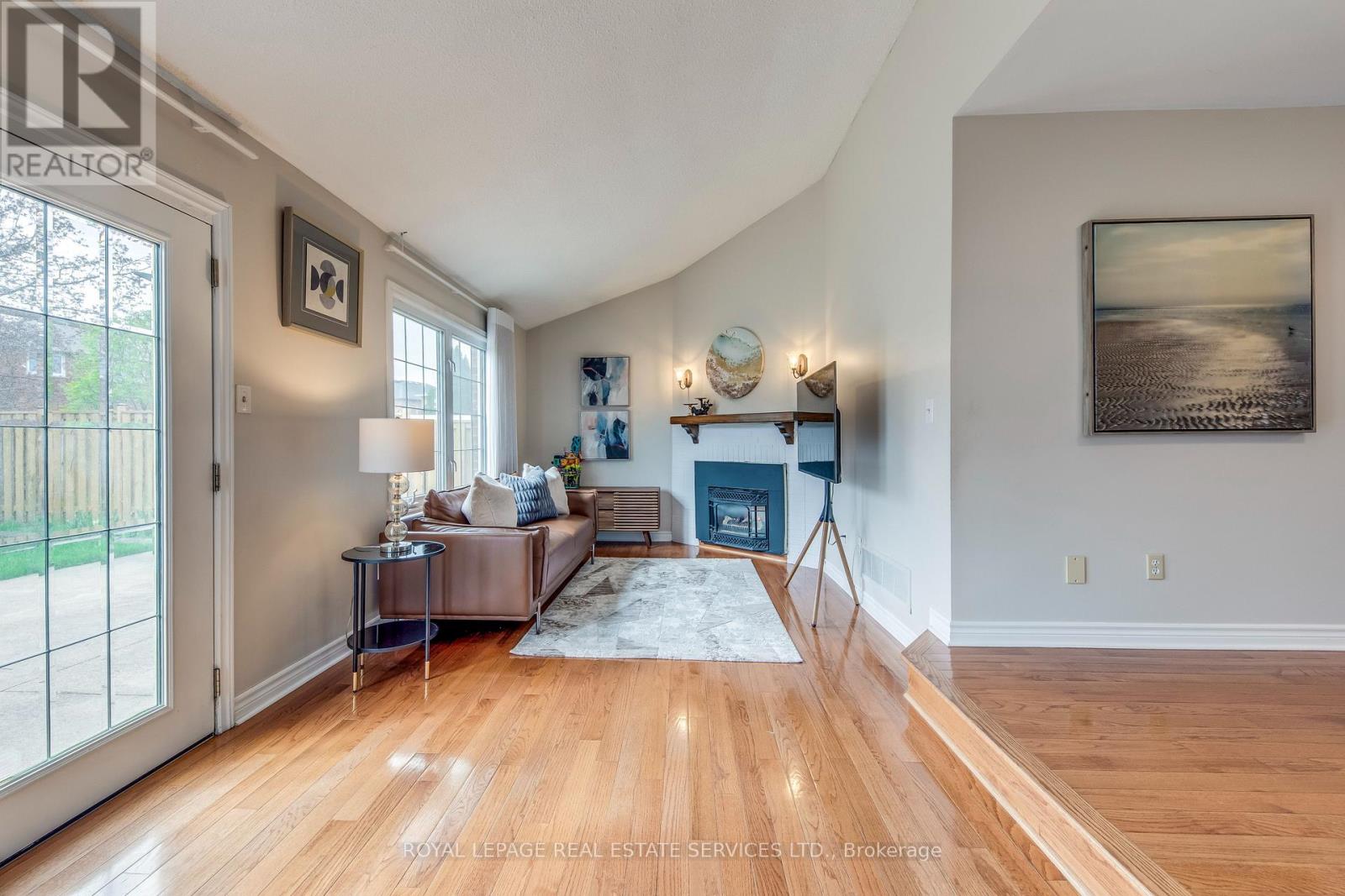 3390 Chartrand Crescent, Mississauga, Ontario  L5L 4C4 - Photo 10 - W13536810