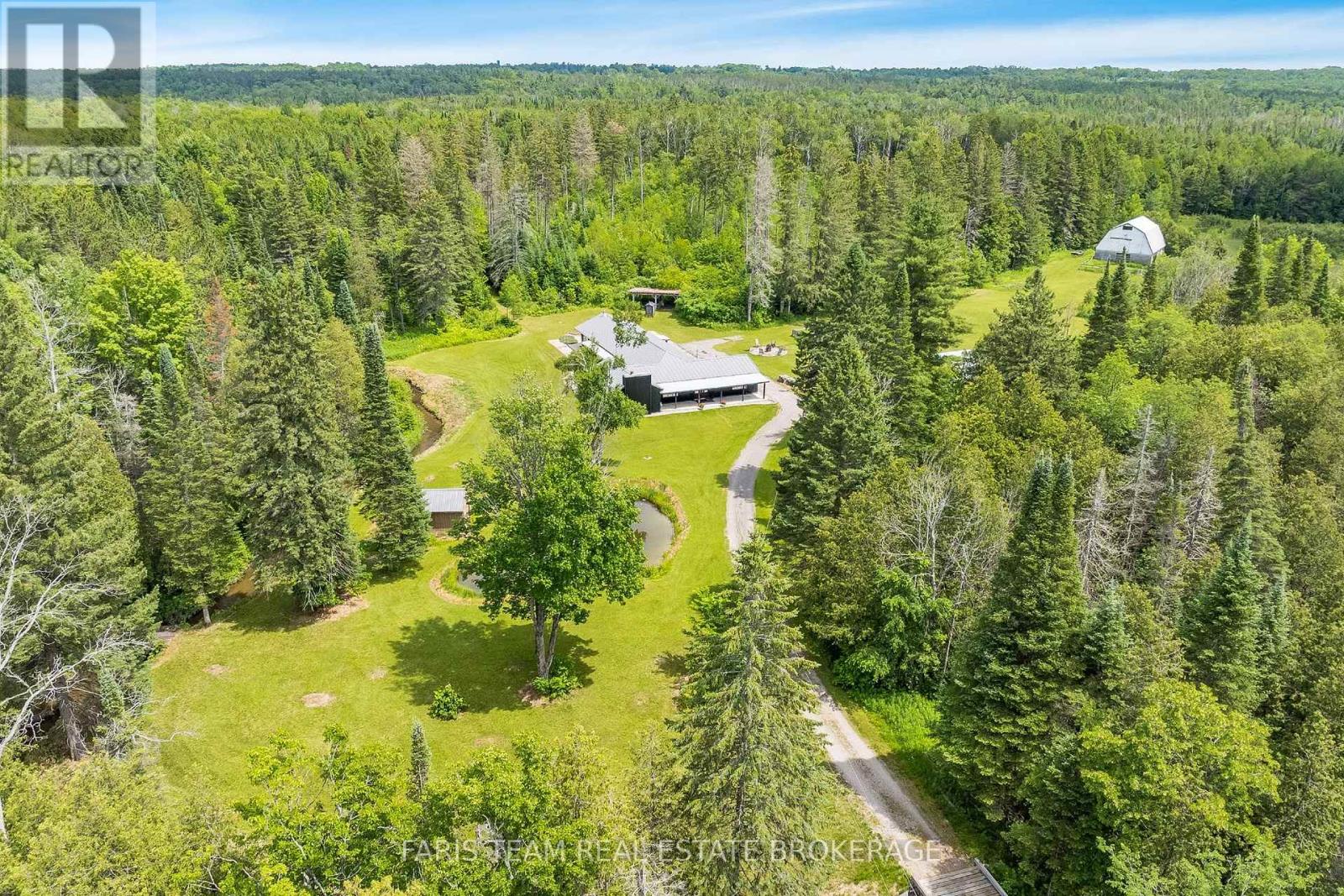 1076 Beaver Lane, Springwater, Ontario P0B 1L0 - Photo 42 - S13682384
