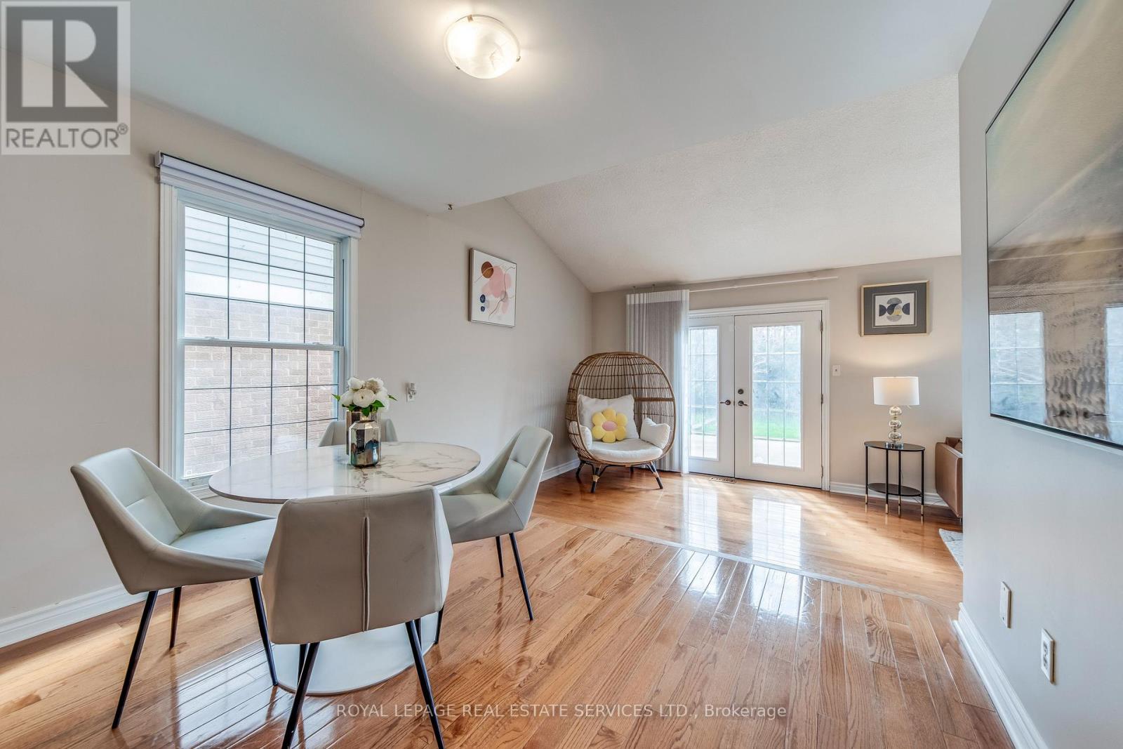 3390 Chartrand Crescent, Mississauga, Ontario  L5L 4C4 - Photo 17 - W13536810