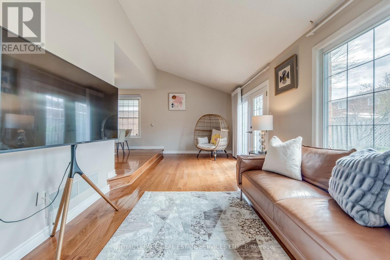 3390 Chartrand Crescent, Mississauga, Ontario  L5L 4C4 - Photo 13 - W13536810