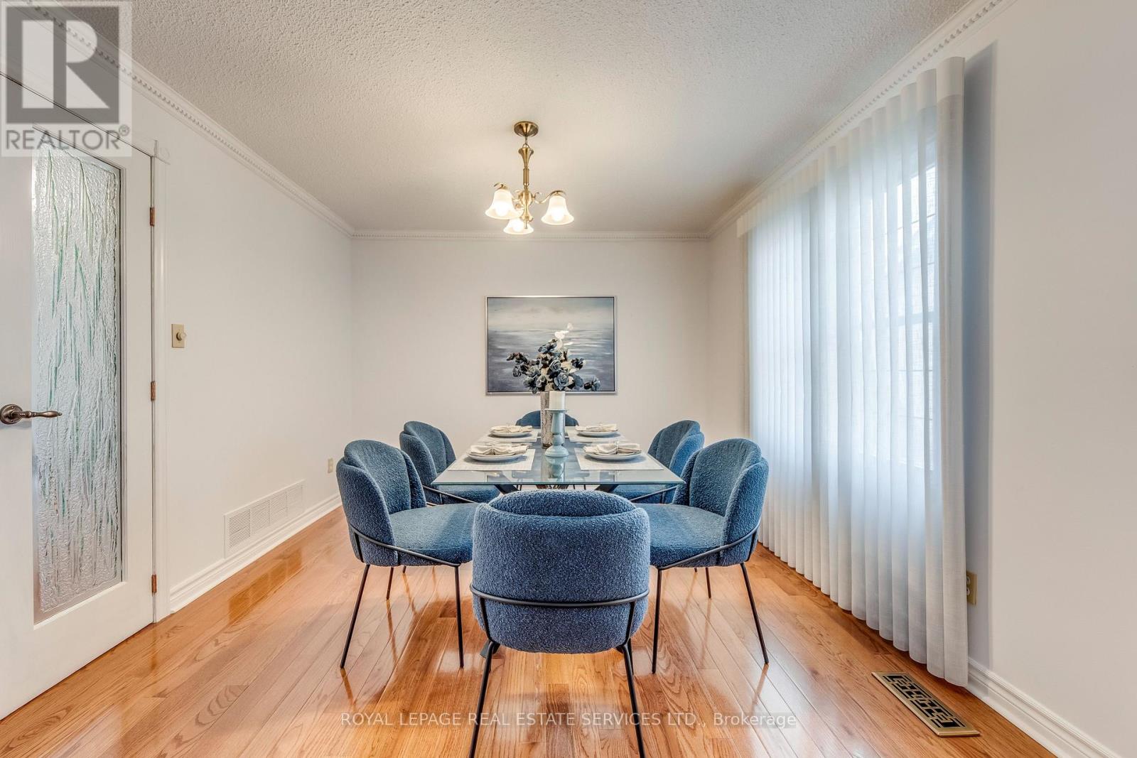 3390 Chartrand Crescent, Mississauga, Ontario  L5L 4C4 - Photo 6 - W13536810