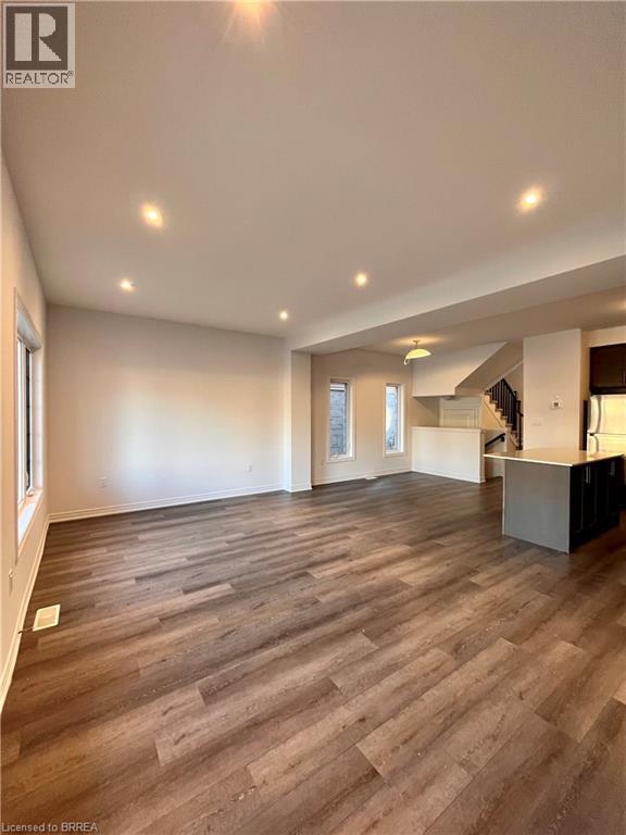 461 Blackburn Drive Unit# 2, Brantford, Ontario  N3T 0W9 - Photo 2 - 40856227